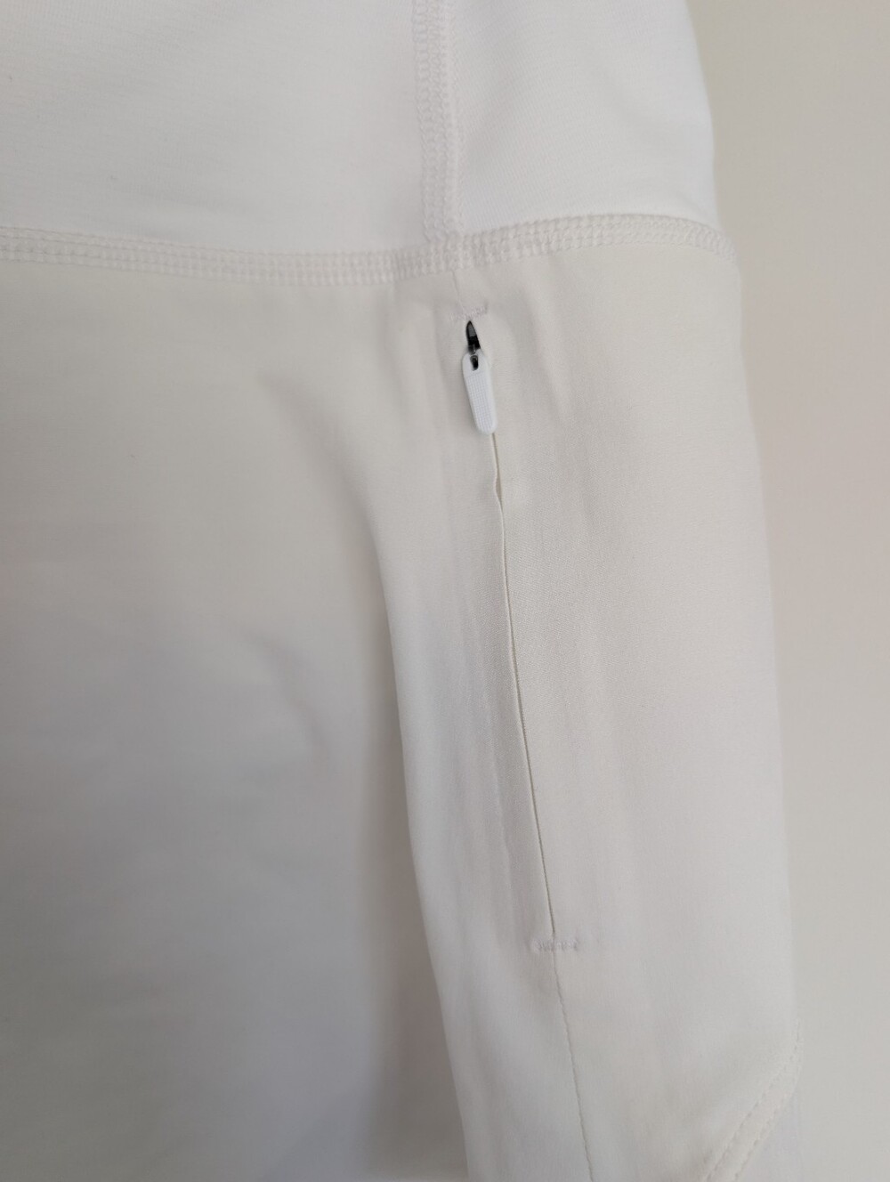 NWT Outdoor Voices Women's White Hudson 2.5" Shorts Size XL Lined Running - Picture 4 of 16